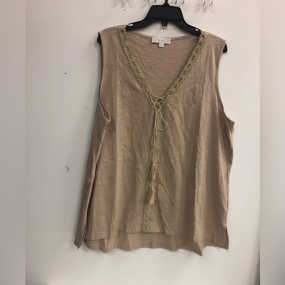 WEEKEND SUZANNE BETRO SLEEVELESS TOP IN 2X SIZE - Picture 2 of 5